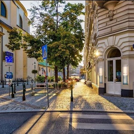 Your Sunny Home Away From Home Відень Екстер'єр фото